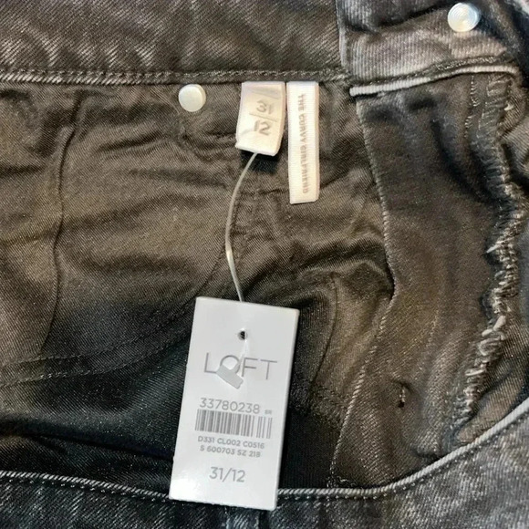 Loft NWT The Girlfriend Mid Rise Curvy Regular Jeans 19 - Picture 4 of 5